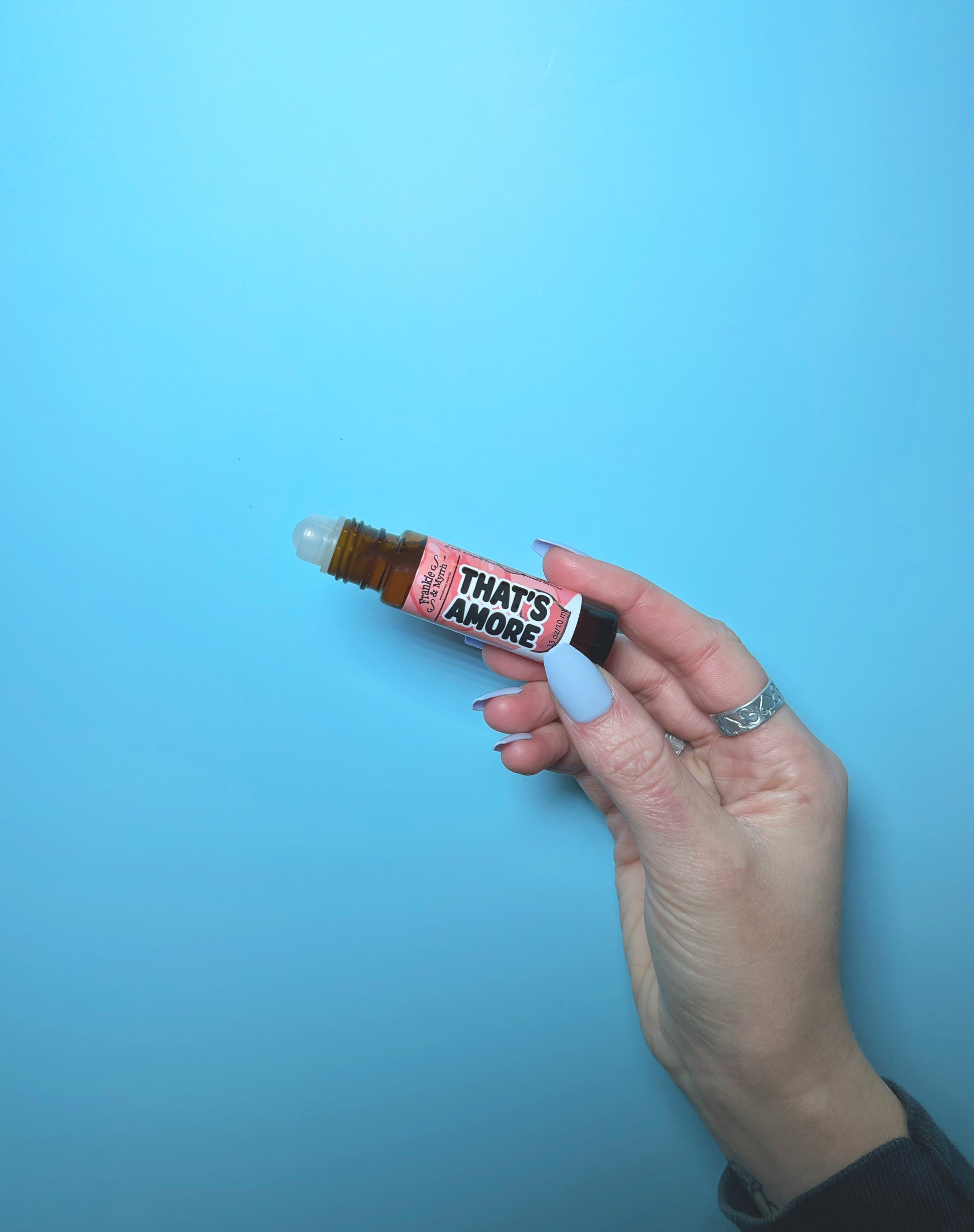 That's Amore Roll-on | Ylang Ylang Patchouli Cinnamon