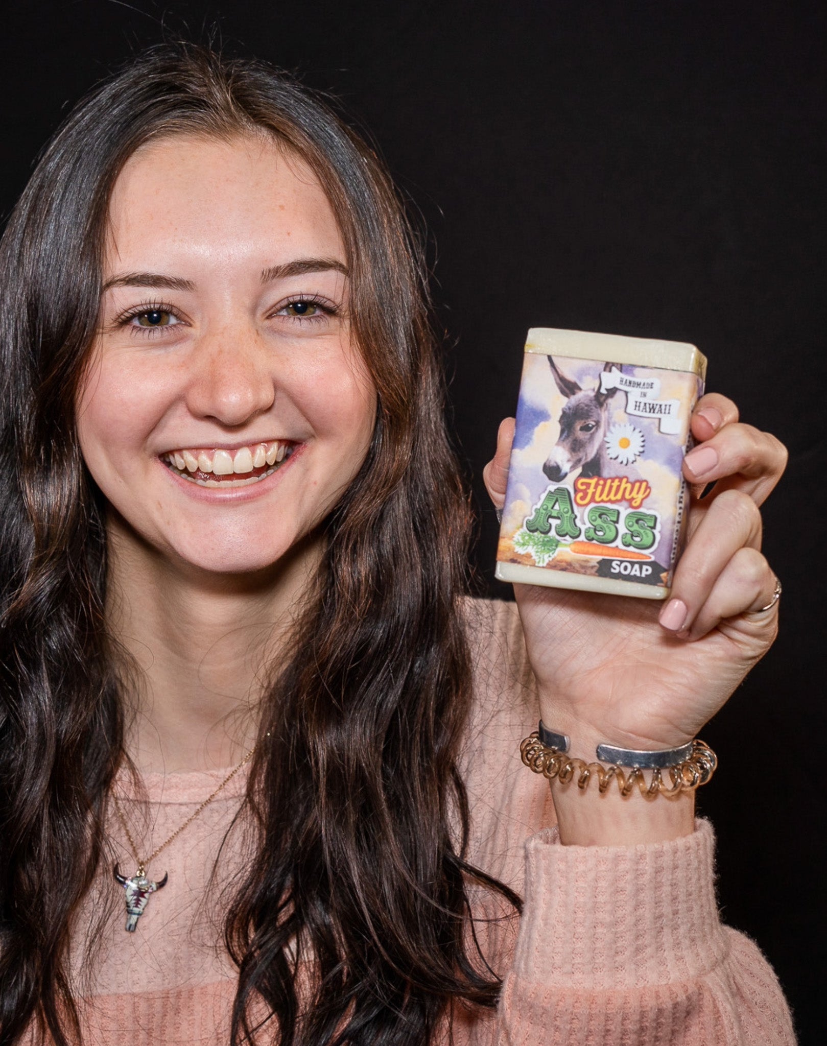 Savon pour cul sale | Tubéreuse, bois de rose, herbe douce | Fille de ferme sale